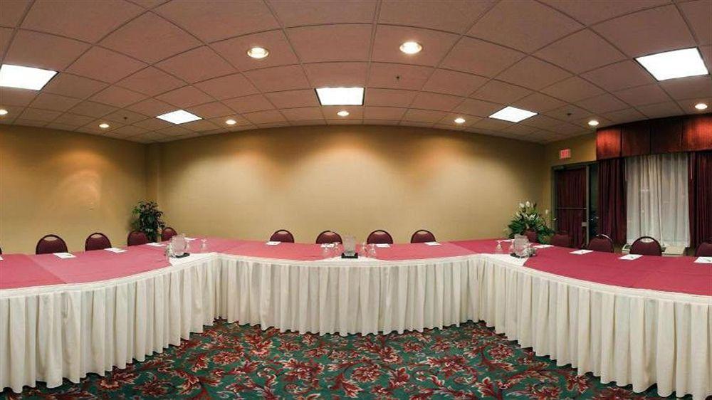 Holiday Inn & Suites Wausau-Rothschild By Ihg Экстерьер фото