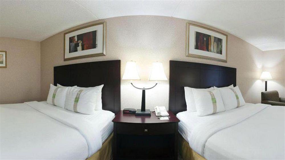 Holiday Inn & Suites Wausau-Rothschild By Ihg Экстерьер фото