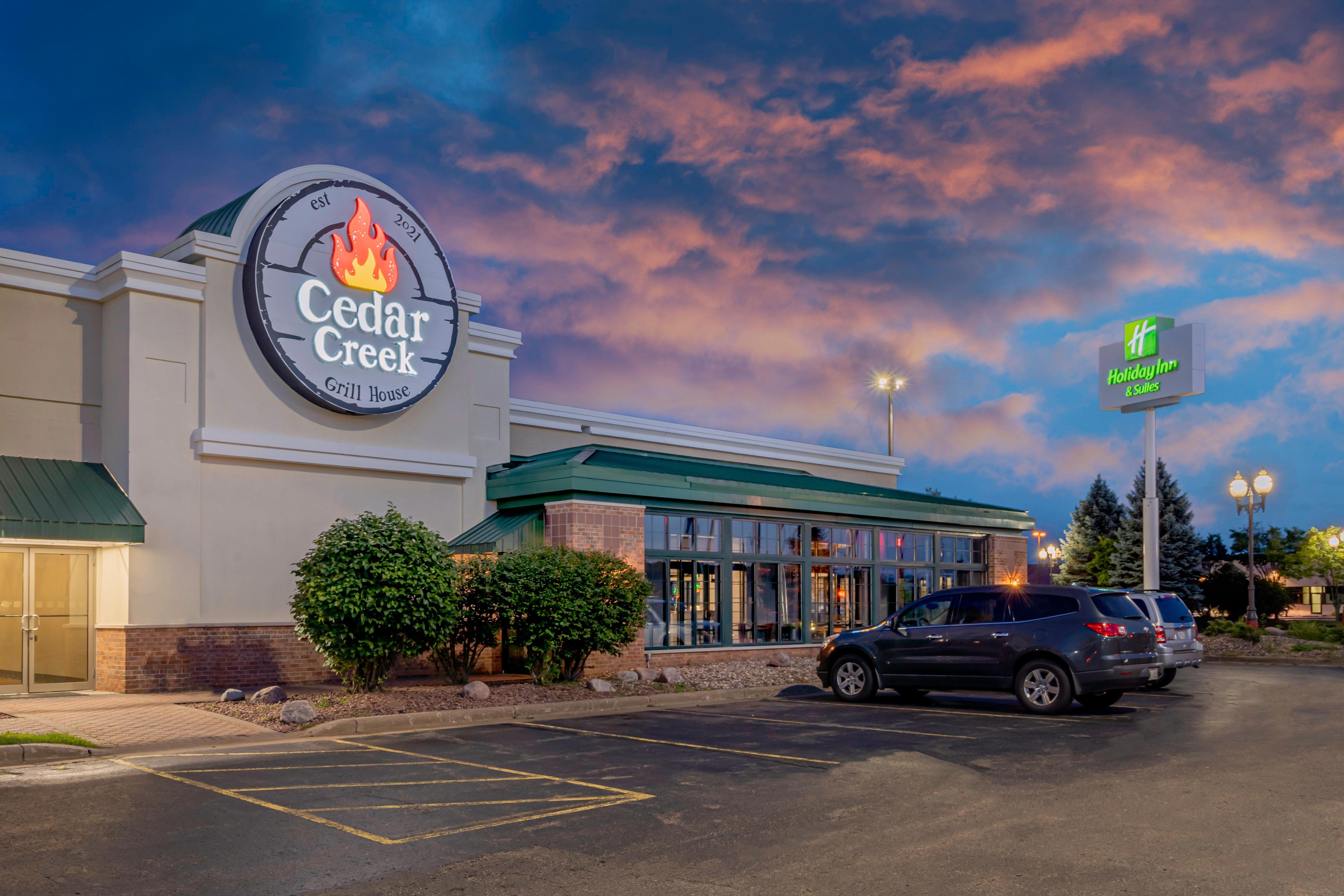 Holiday Inn & Suites Wausau-Rothschild By Ihg Экстерьер фото