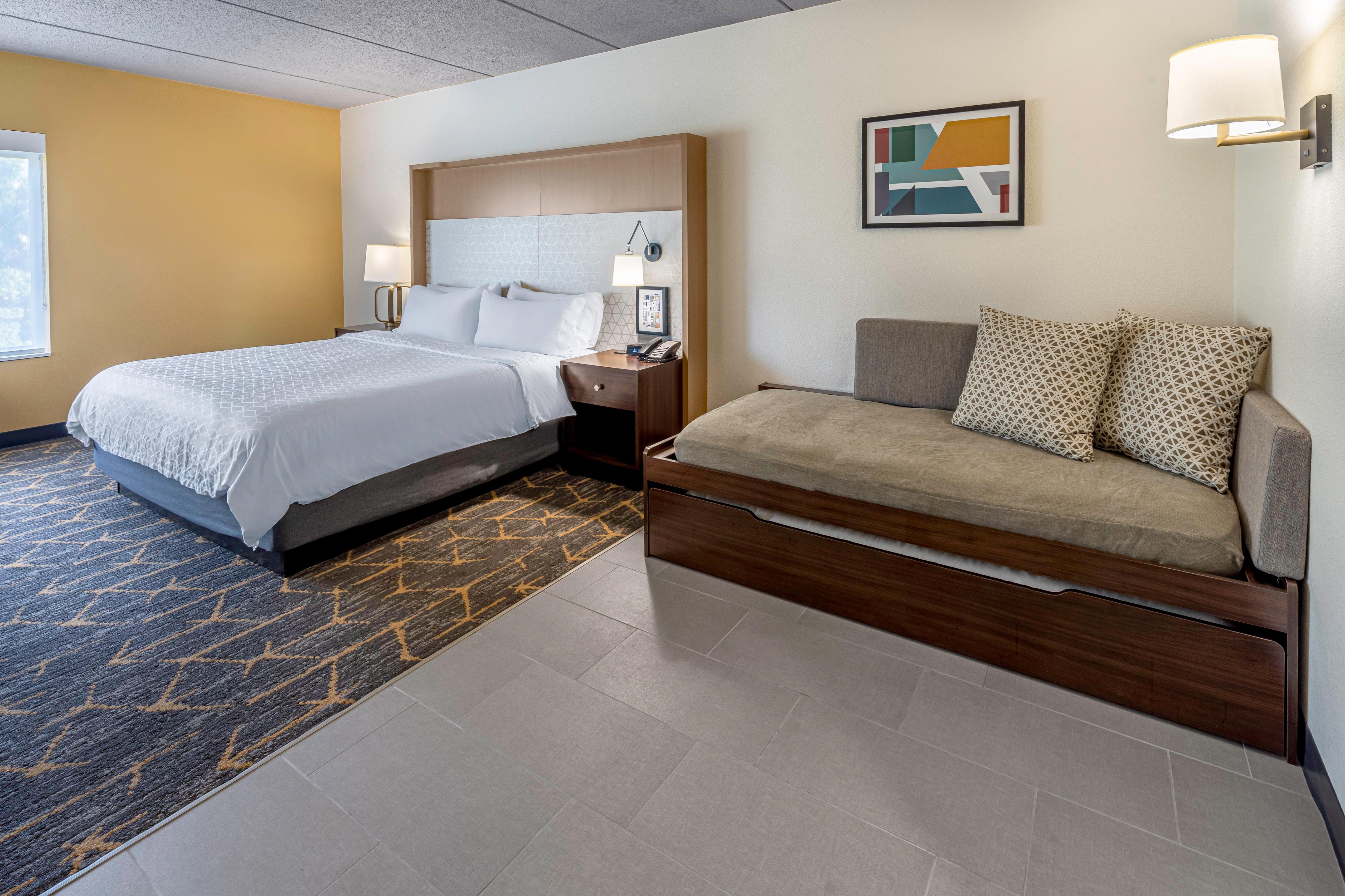 Holiday Inn & Suites Wausau-Rothschild By Ihg Экстерьер фото
