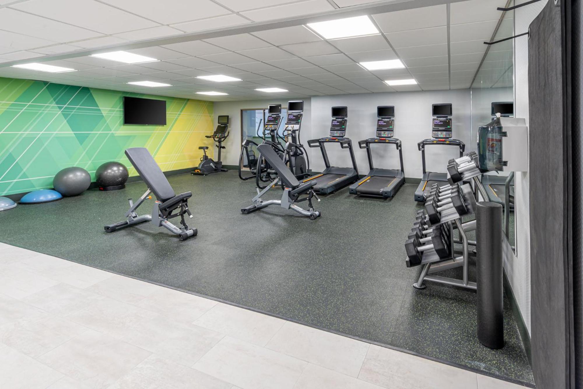 Holiday Inn & Suites Wausau-Rothschild By Ihg Экстерьер фото